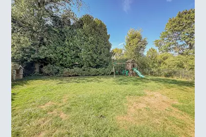 2443 Saunders Station Rd, Monroeville, PA 15146 - Photo 31