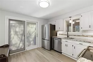 2443 Saunders Station Rd, Monroeville, PA 15146 - Photo 9