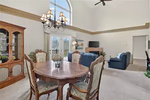 7081 Clubview Dr, South Fayette, PA 15017 - Photo 5