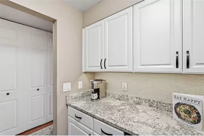 5 Bayard Rd #520, Pittsburgh, PA 15213 - Photo 11