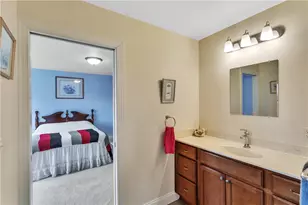 1010 Country Club Dr, Penn Twp, PA 15644 - Photo 17