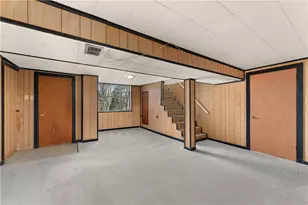 4578 Mapledale Dr, Pittsburgh, PA 15120 - Photo 11