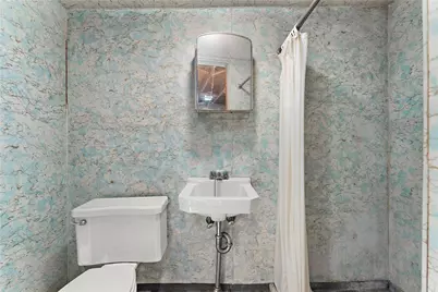 4578 Mapledale Drive, Pittsburgh, PA 15120 - Photo 23