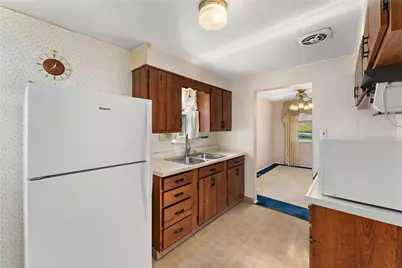 4578 Mapledale Drive, Pittsburgh, PA 15120 - Photo 9