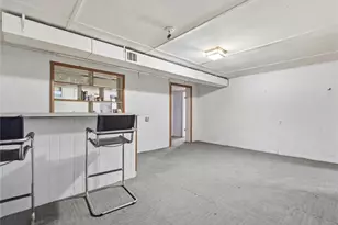 438 Lindsay Rd, Jackson Township, PA 16063 - Photo 23