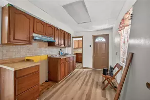 120 E 20th Ave, Munhall, PA 15120 - Photo 11