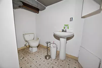 120 E 20th Ave, Munhall, PA 15120 - Photo 23