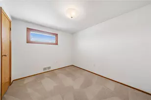 1435 Great Oak, Scott Township, PA 15220 - Photo 15