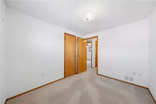 1435 Great Oak, Scott Township, PA 15220 - Photo 13