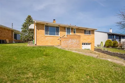 257 Robinhood Rd, Green Tree, PA 15220 - Photo 3