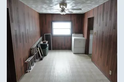 1573 Branchton Rd, Washington Township, PA 16040 - Photo 9