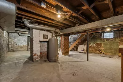 391 Vermont Ave, Rochester, PA 15074 - Photo 25