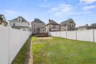 391 Vermont Ave, Rochester, PA 15074 - Photo 29