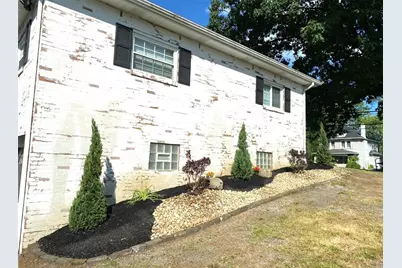 1628 Old Brodhead Rd, Center Township, PA 15061 - Photo 3