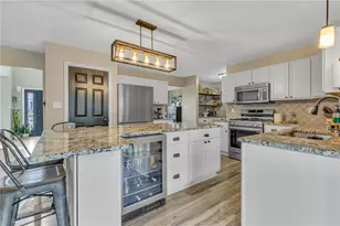 217 Birchwood Ln, Findlay Township, PA 15126 - Photo 5