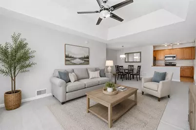 217 Adams Pointe Blvd #11, Adams Township, PA 16046 - Photo 5