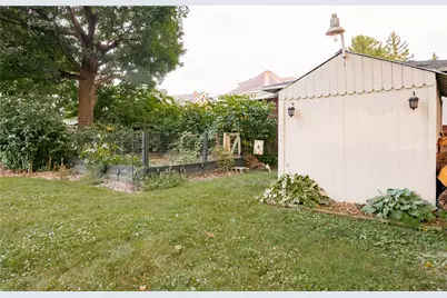 210 E Garfield Ave, New Castle, PA 16105 - Photo 27