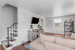 7971 Marmion Dr, Ross Twp, PA 15237 - Photo 13