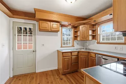 5779 Clark Ave, Bethel Park, PA 15102 - Photo 13