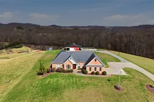 148 Stone Gate Drive, Gilpin Township, PA 15656 - Photo 3