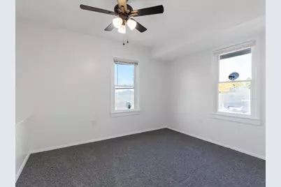 22 Thielman Ave, Pittsburgh, PA 15210 - Photo 17