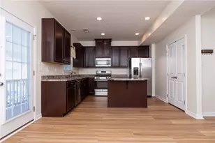 1719 St Johns Ln, Pittsburgh, PA 15143 - Photo 15