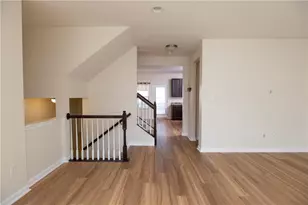 1719 St Johns Ln, Pittsburgh, PA 15143 - Photo 11