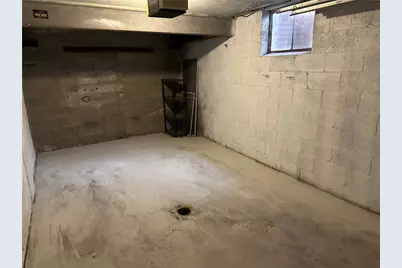 647 Dunster St, Pittsburgh, PA 15226 - Photo 17