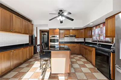 243 Regency Pl, Bethel Park, PA 15102 - Photo 15