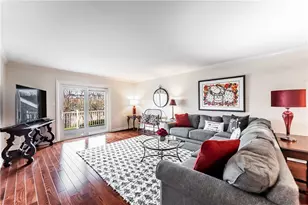 199 Roscommon Pl, Peters Township, PA 15317 - Photo 3