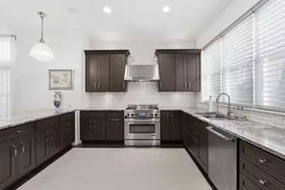 157 Sweetbriar Village Trail, Pittsburgh, PA 15211 - Photo 5