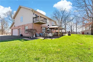 100 Judy Dr, Collier Township, PA 15106 - Photo 33