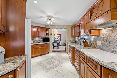 100 Judy Dr, Collier Township, PA 15106 - Photo 11