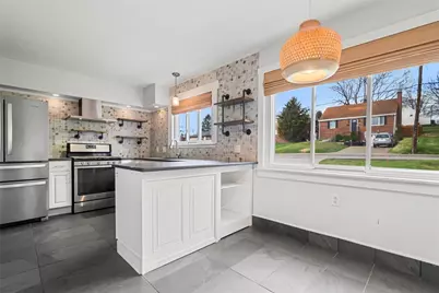 1110 10th St, Irwin, PA 15642 - Photo 7