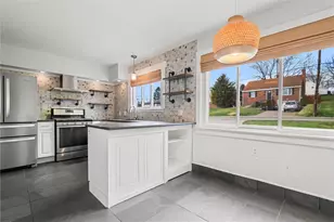 1110 10th St, Irwin, PA 15642 - Photo 7