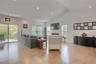 1653 Blackburn Heights Dr, Sewickley, PA 15143 - Photo 15