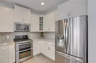 1653 Blackburn Heights Dr, Sewickley, PA 15143 - Photo 9