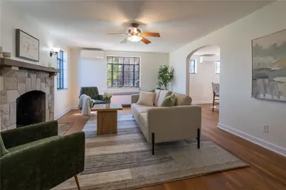 1045 Highland Ave, Harmony Township, PA 15003 - Photo 7