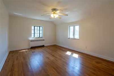 1045 Highland Ave, Harmony Township, PA 15003 - Photo 23