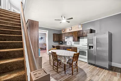 6 W Market St, Burgettstown Boro, PA 15021 - Photo 13