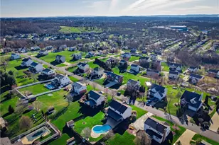 814 Cleardale Dr, Hempfield Township, PA 15601 - Photo 41