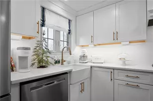 104 Seneca Dr, Pittsburgh, PA 15228 - Photo 17