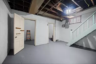 147 E Virginia Ave, Munhall, PA 15120 - Photo 23