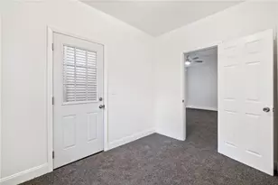 240 Kennedy Ave, Pittsburgh, PA 15214 - Photo 23