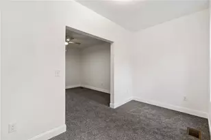 240 Kennedy Ave, Pittsburgh, PA 15214 - Photo 21