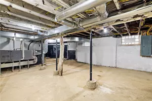 240 Kennedy Ave, Pittsburgh, PA 15214 - Photo 35