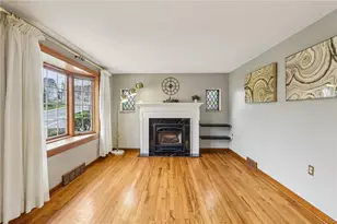 3027 Dwight Ave, Pittsburgh, PA 15216 - Photo 3