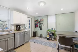 381 Fisk St, Pittsburgh, PA 15201 - Photo 13