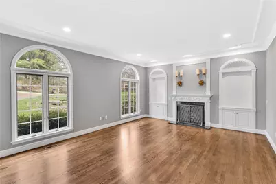 76 Fair Oaks Dr, Pittsburgh, PA 15238 - Photo 5