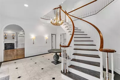 76 Fair Oaks Dr, Pittsburgh, PA 15238 - Photo 3